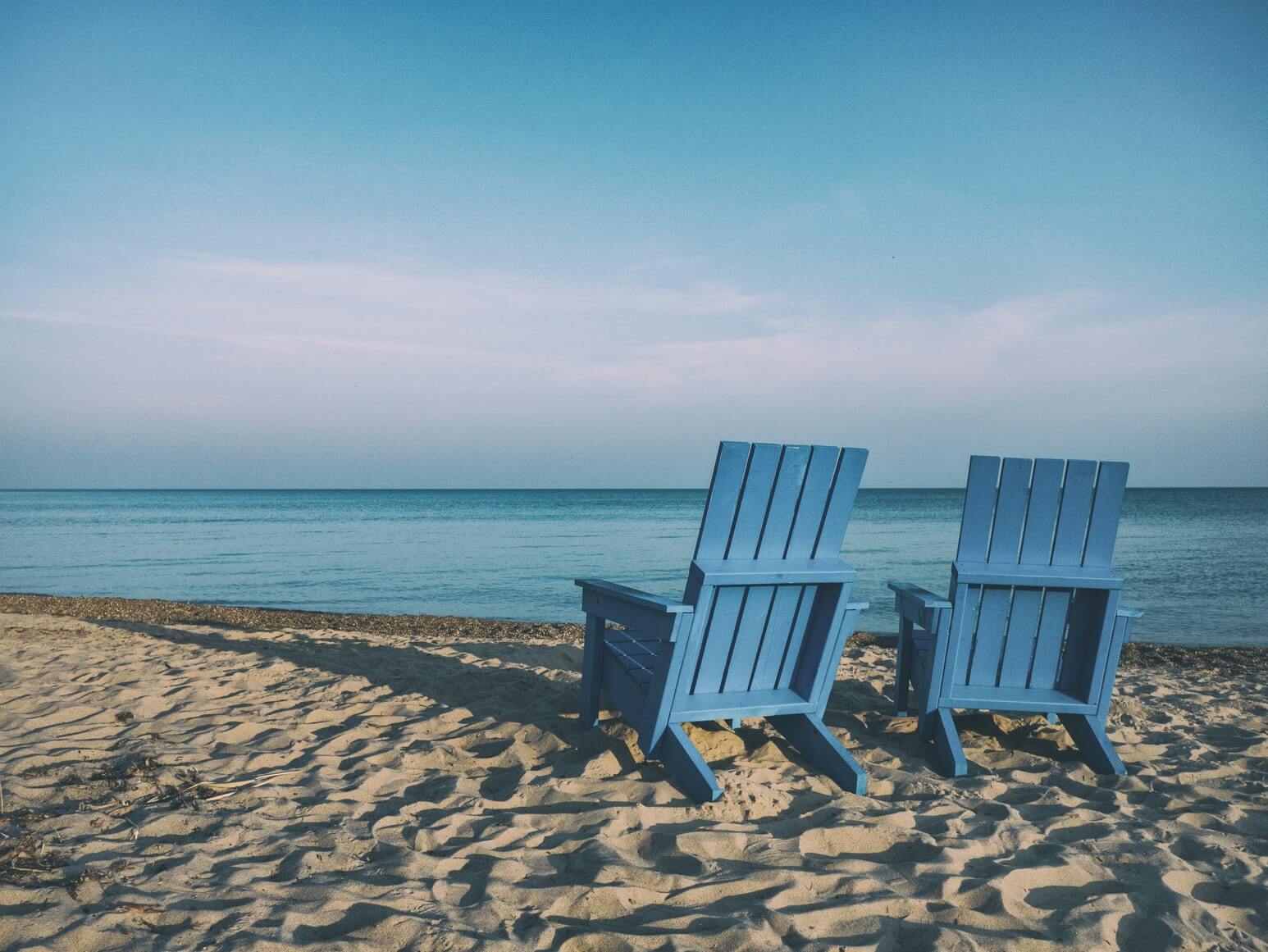 You are currently viewing 6 BEST East Coast Beaches With Less Crowds