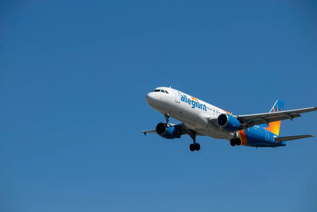 Allegiant Airplane in the sky - Flying with Allegiant Air 